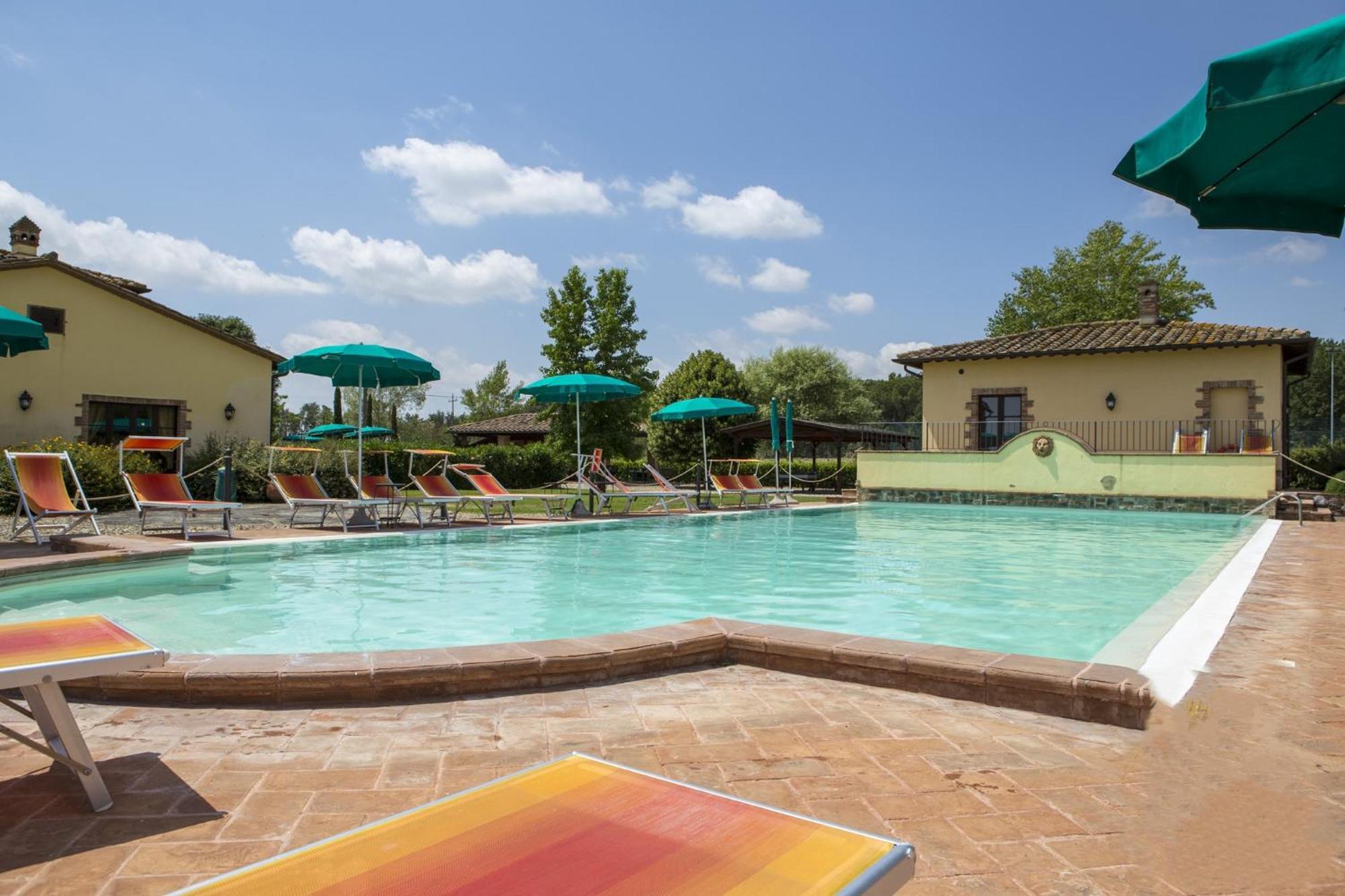 Villa Del Lago - Homelike Villas Castiglione del Lago Exterior photo